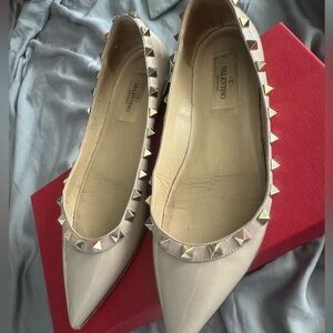 Valentino Garavani Patent Rockstud Ballet Flat